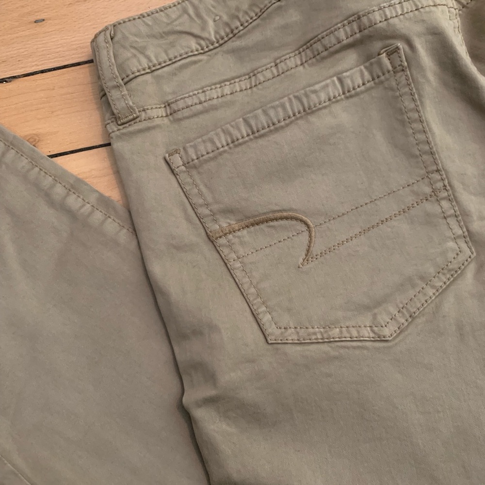 AE khaki super stretch jeggings